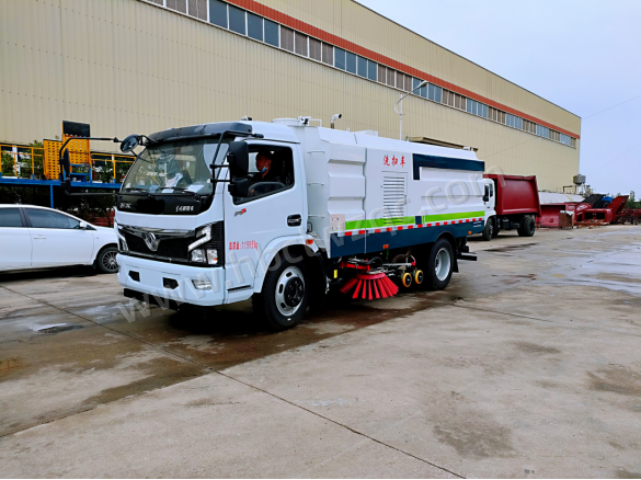 大多利卡HLV5121TXSEQ6型洗掃車(chē)